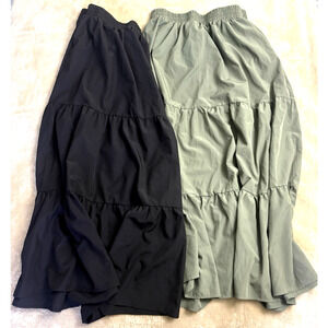 Airline Lote Of Two Women Skirt Maxi Black & Green Size L